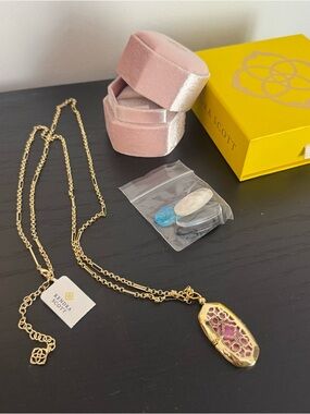 Kendra Scott Elle Locket Long Pendant Necklace in Gold
